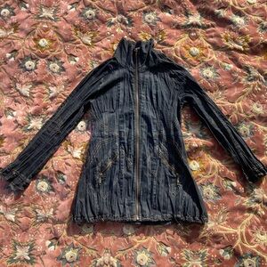 Zip up sweater🖤🌟